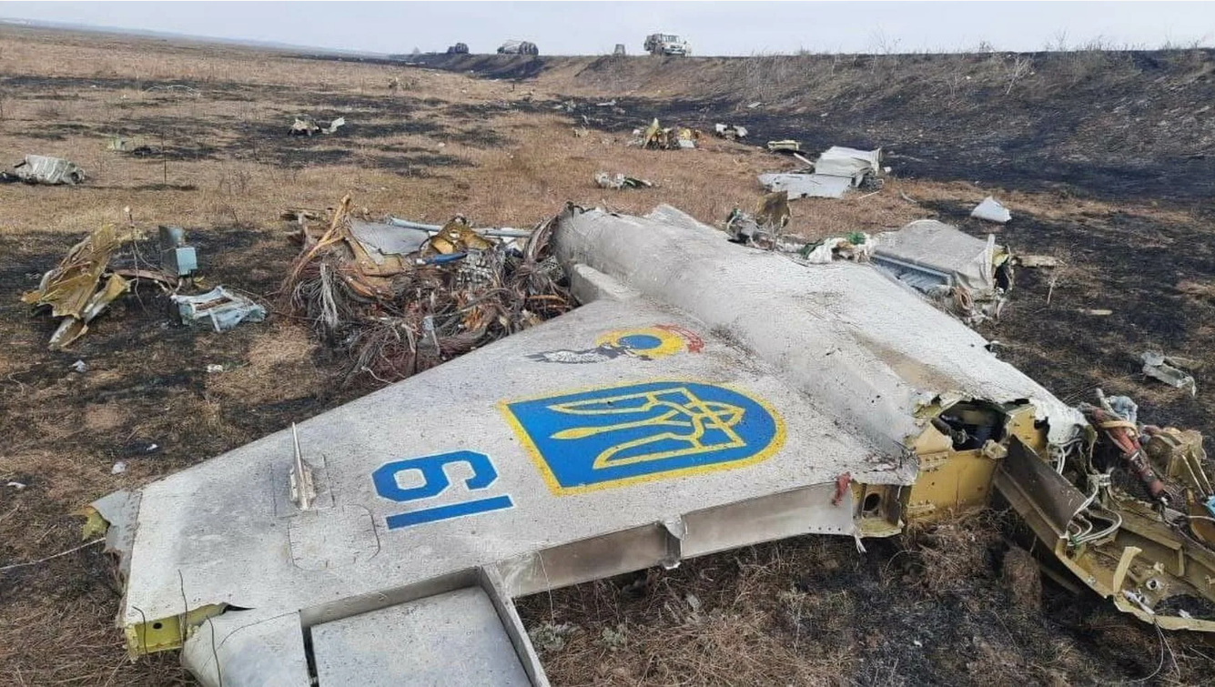 Разбили рф. Су 25 ВСУ. Су-25 ВВС Украины в Херсонской области. Сбили Су-25 украинских ВВС.